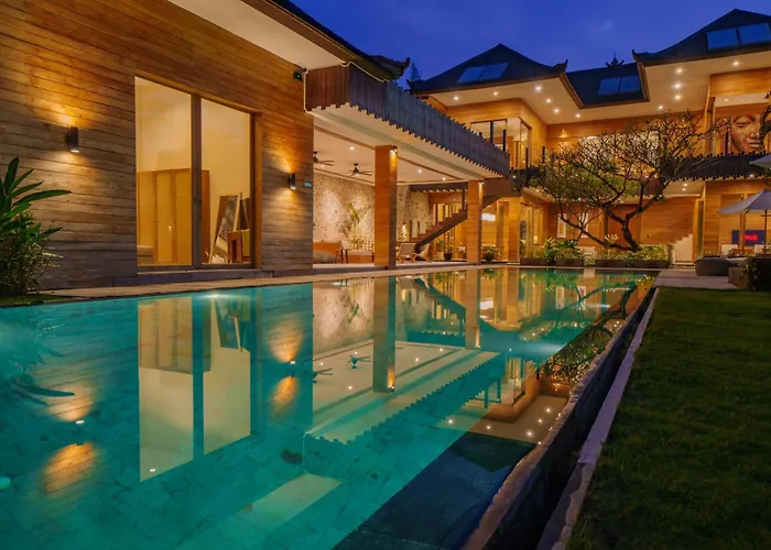 Eko Villa Seminyak - Tropical Villa, Walk To Beach