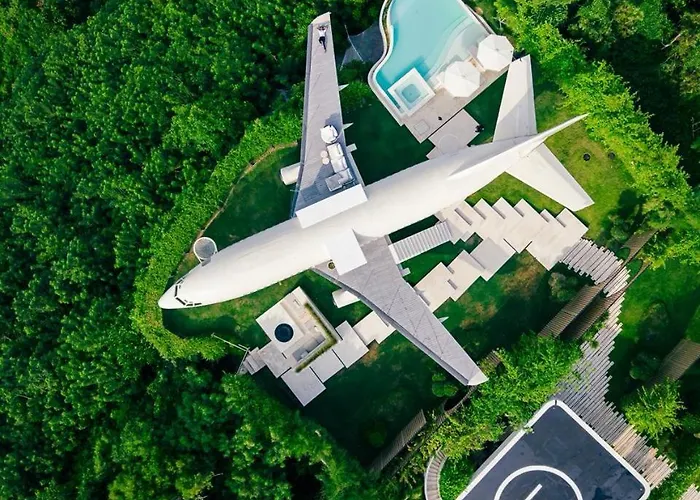 Private Jet Villa Uluwatu