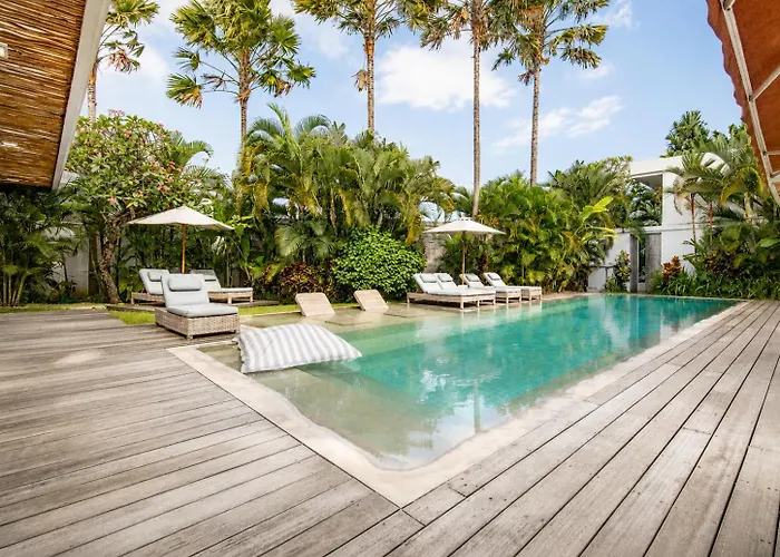 Dreamy 5 Bedroom Villa 200M To Berawa Beach