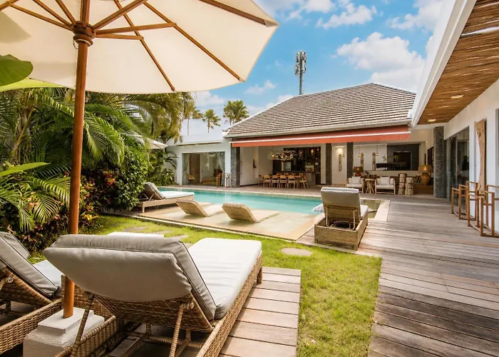 Luxurious 5Br Dream Villa, 200M To Berawa Beach