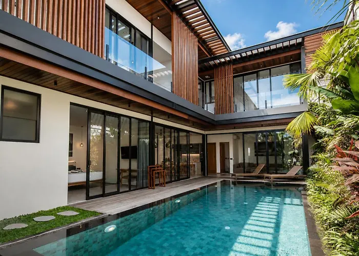 Stylish 5Br Beach Villa, 200M In Boho Canggu