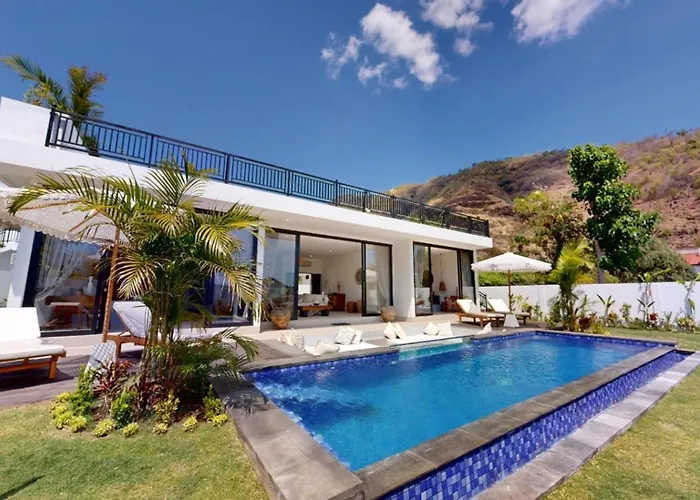 Villa Mercure. Private Villa. 2 En-Suite Bedrooms.