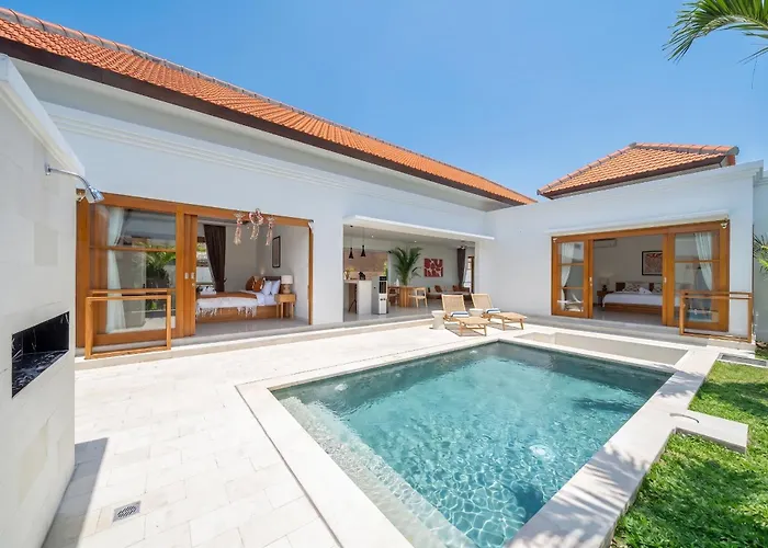 Sofia Villas - Quiet Pool Escape With Spacious Sundeck In Prime Location