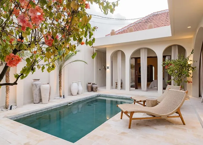 3Br Luxury Villa + Gym, Sauna And Wellness Free