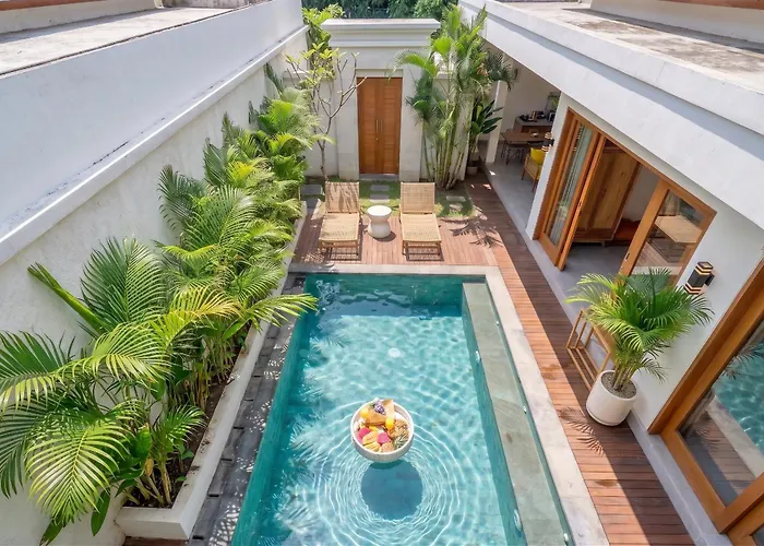 Balibay Villas - Secluded Pool Retreat Close To City Attractions