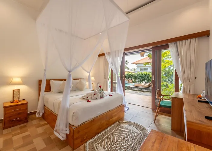 Insenja 4 Bedroom Private Villa & Resto Ubud
