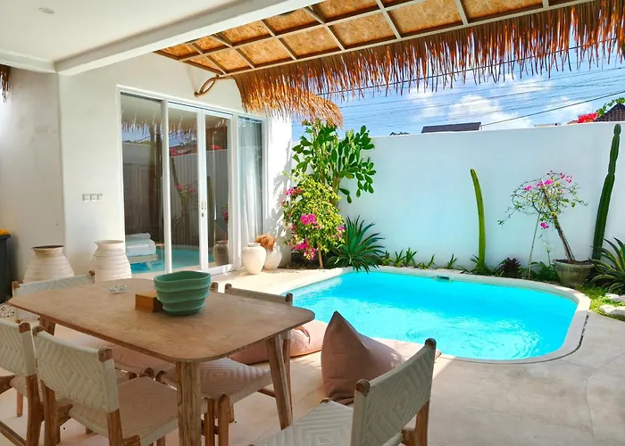Villa Chioni Uluwatu By Lodgelink Bali