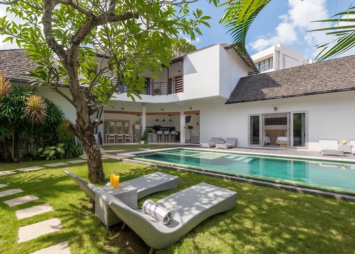 Hiburan Villas