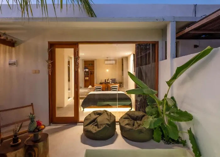 Tropical Ulu Private Pool Suite- Canna Uluwatu
