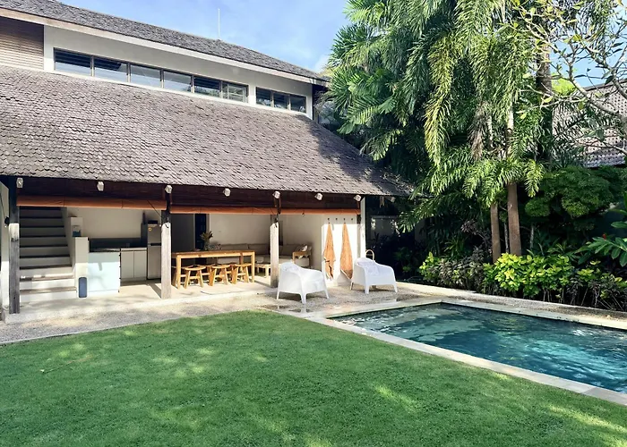 Seabond Villa