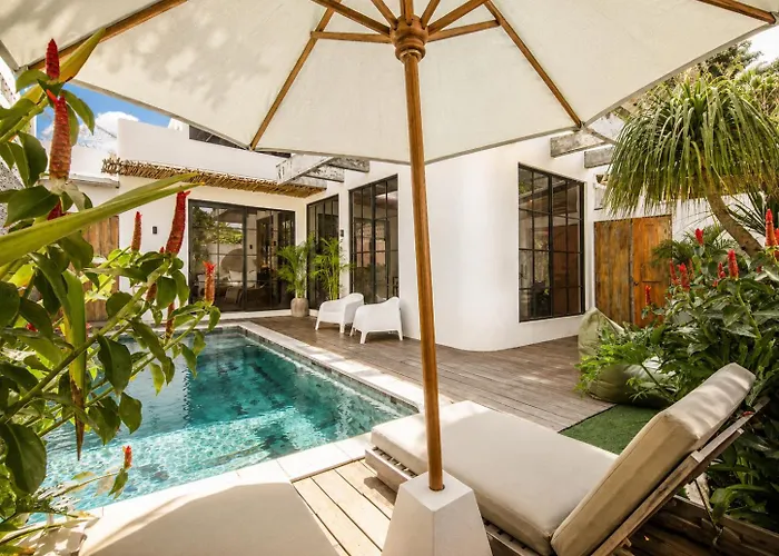 Chic 4-Br Villa In Seminyak, Beach 10 Mins