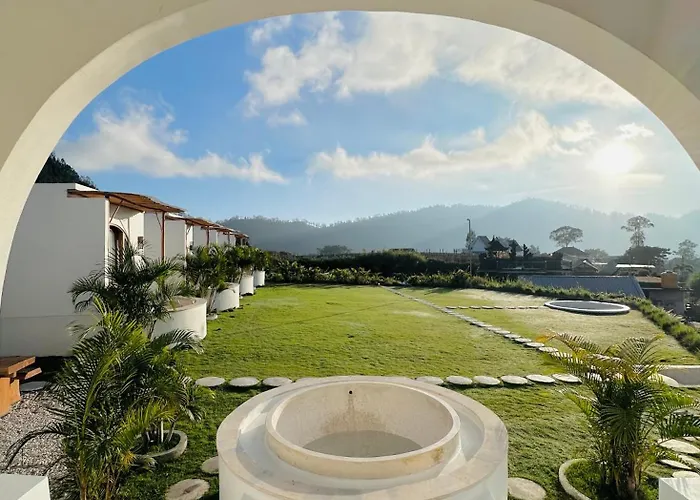 Garden Hill With Private Natural Hot Springs