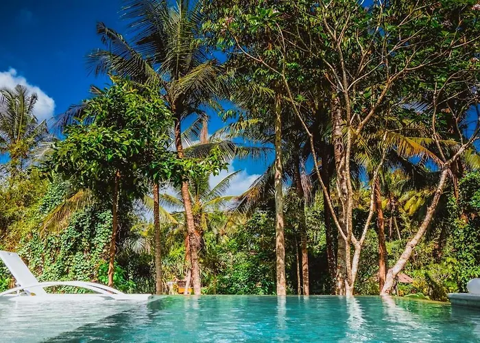 Samastiti Villa Near The Yoga Barn Central And Private Pool