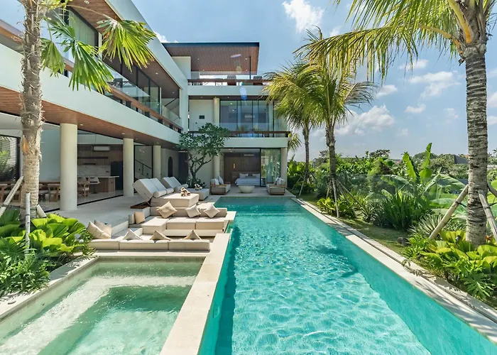 Brand New Villa Jade Luxury 5Br - Private Pool Jacuzzi And Rooftop In Berawa Canggu