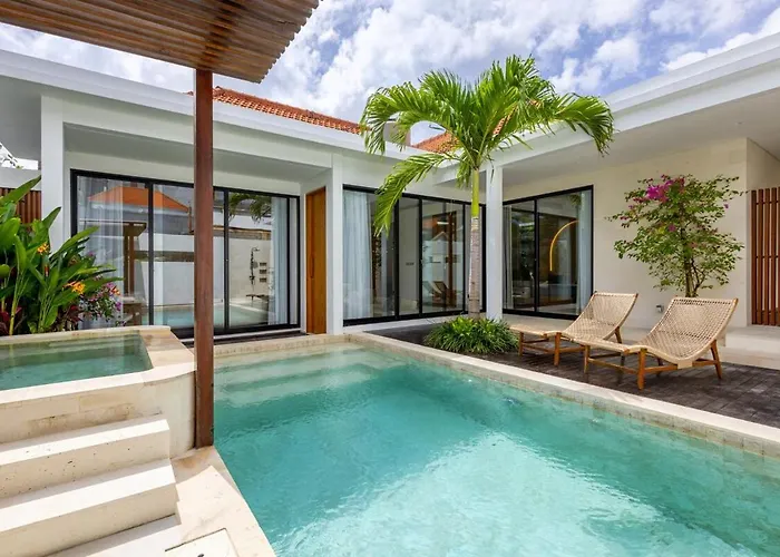 Villa Melisari Canggu 3Br Pool & Jacuzzi