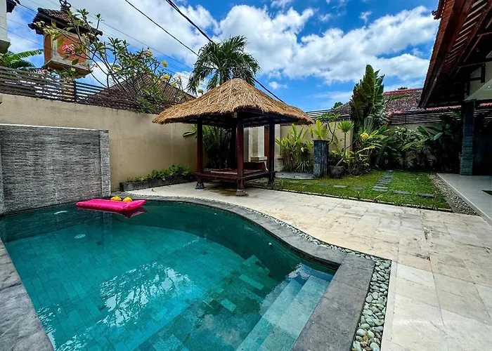 Villa Rumah Kedua - 3 Bedrooms Villa , Seminyak