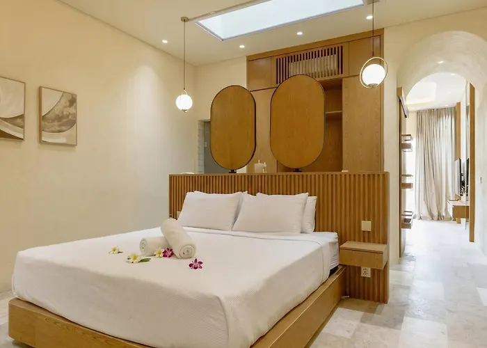 Private Jacuzzi - Boutique Villa - Berawa Canggu