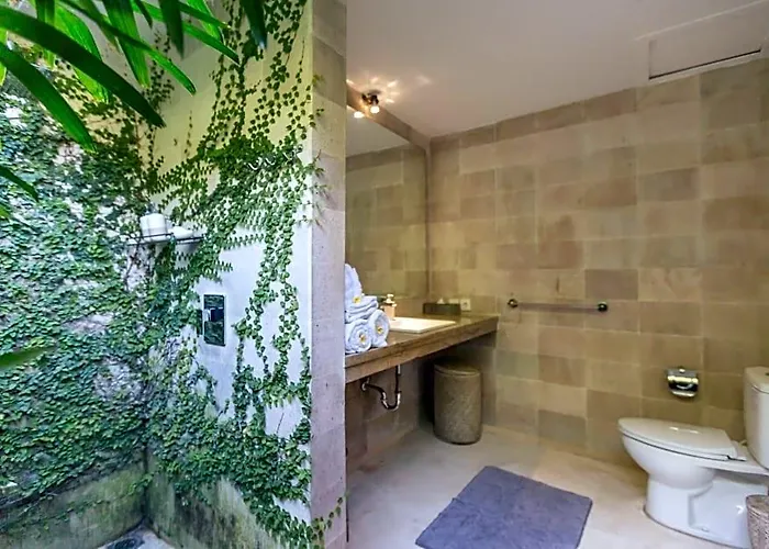 Esha Villa Drupadi Seminyak