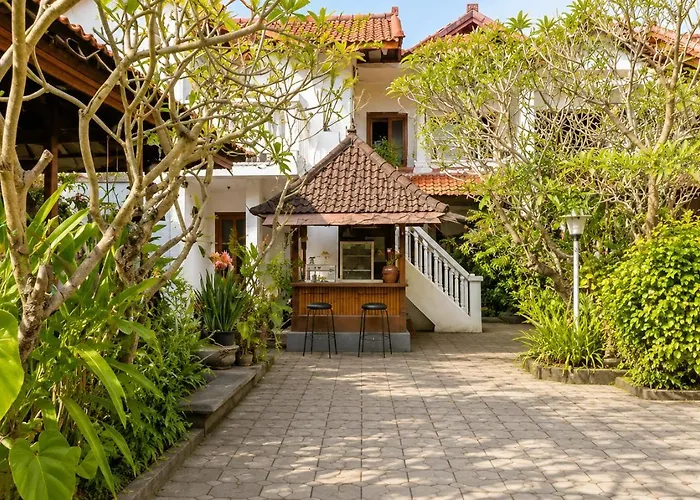 Nakula Familiar Inn