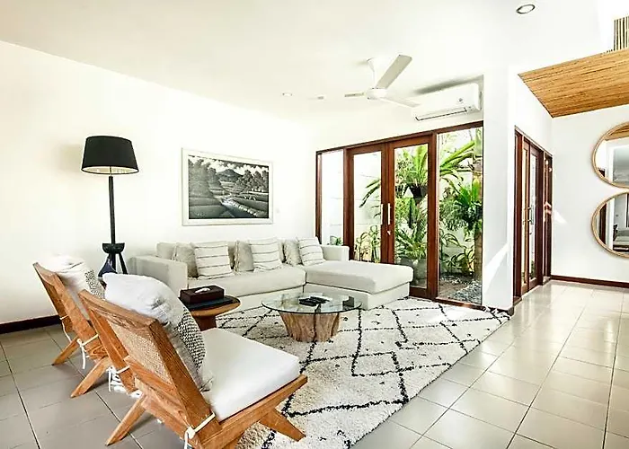 Villa Kupu In Canggu