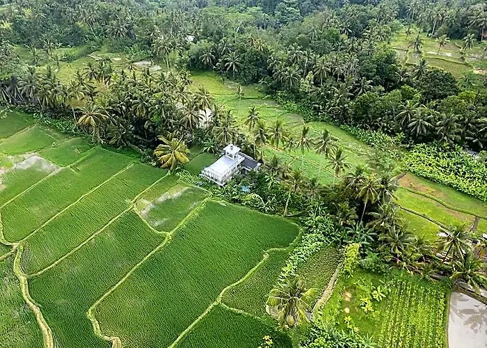 Puri Kembang Ayu Private Villa