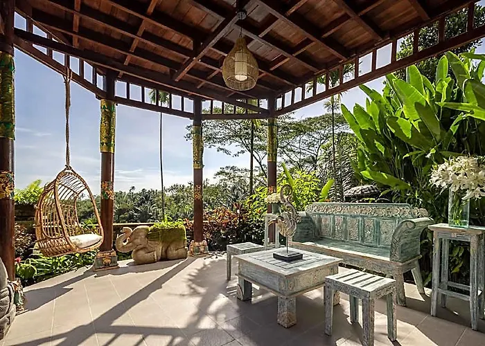 Villa Lembah Damai