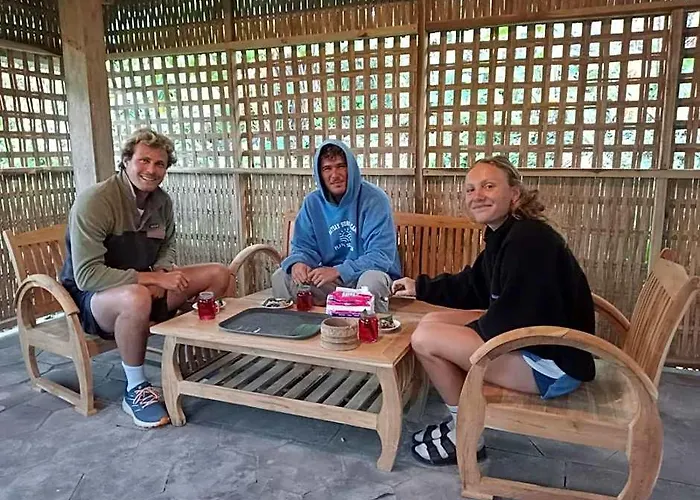 Sang Natha Lodge - Kopi Tiam & Agro