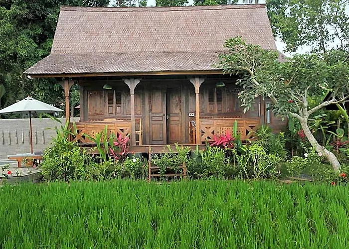Benisari Batik Garden Cottage
