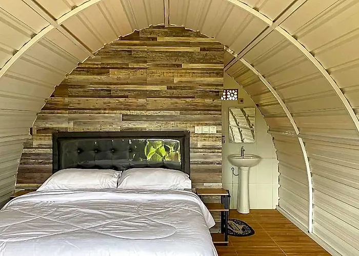 Rainbow Glamping