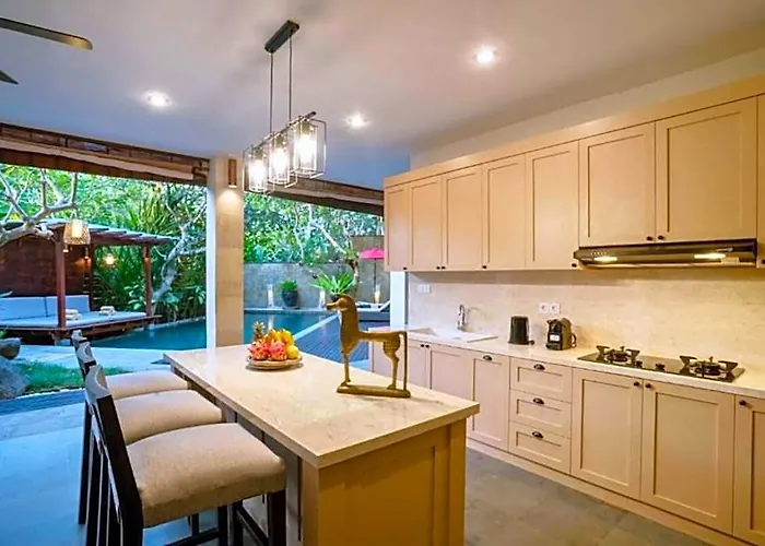 Shady Greenish 3 Bedroom Private Pool Villa Zn47