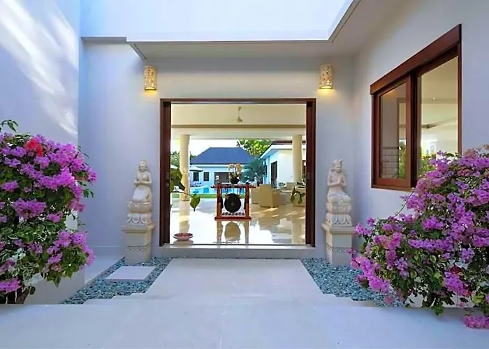 Castle Guinevere 5 Bedroom Private Pool Villa Zn36