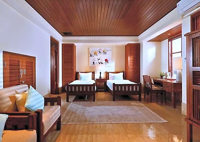 Amberlynn 3 Bedroom Private Pool Villa Zn43