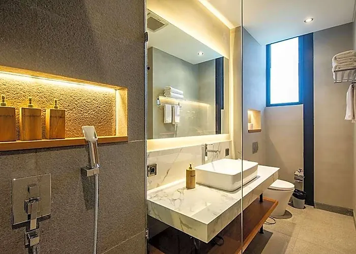New 5Br Villa Beach At 200M Canggu