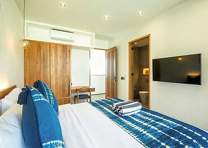 New 4Br Villa 200M To The Beach Canggu