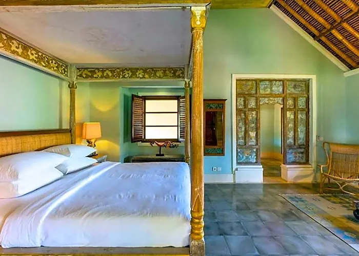 Classic Village 4 Bedroom Private Pool Villa
