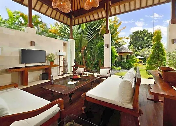 Charmaine 5 Bedroom Private Pool Villa Zn38