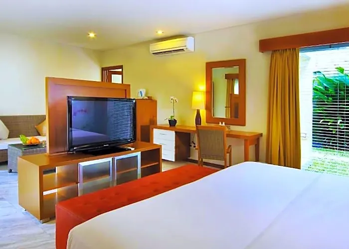 Paradise Garden 1 Bedroom Junior Room Garden Viewne111A