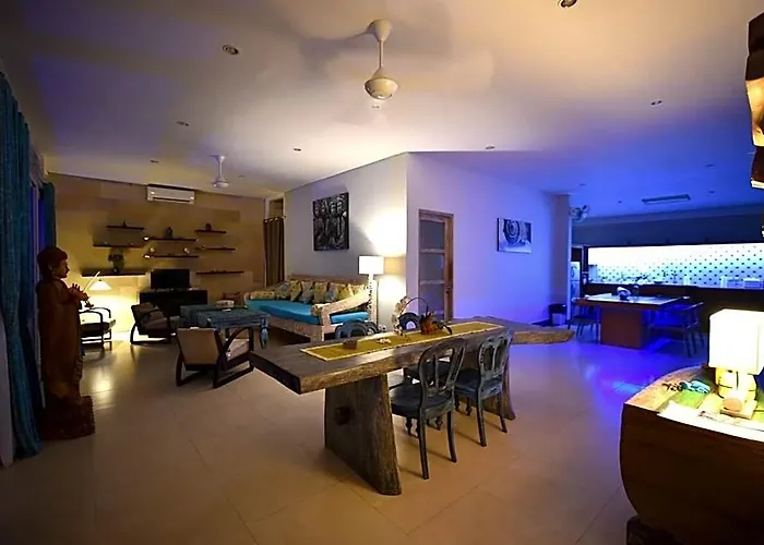 Private 3 Bedrooms Enclosed Villa With Pool
