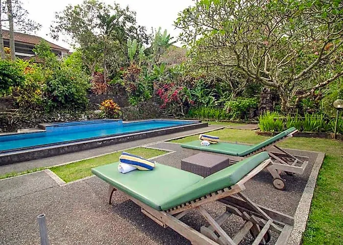 Beautiful Deluxe Triple Room Near Ubud Palace