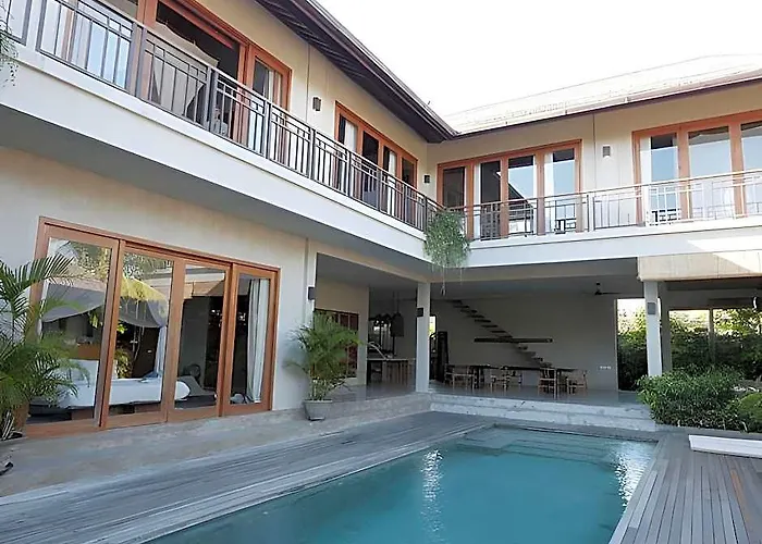 Zin Berawa Villas & Bungalows