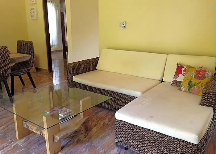 Kirana Homestay - King Guest Room