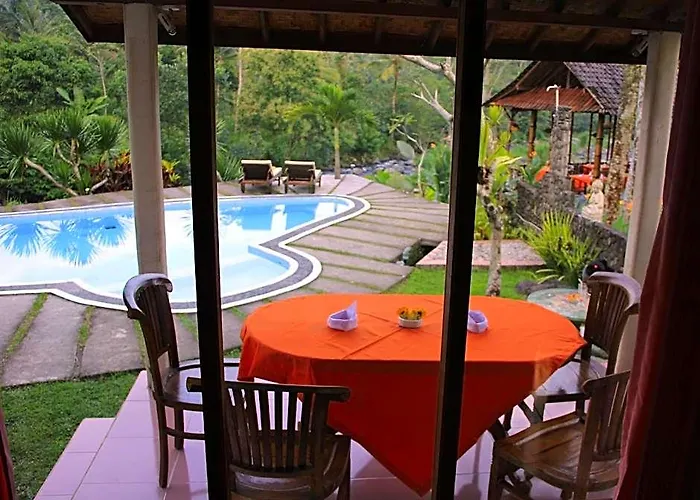 Tepi Sungai Guest House
