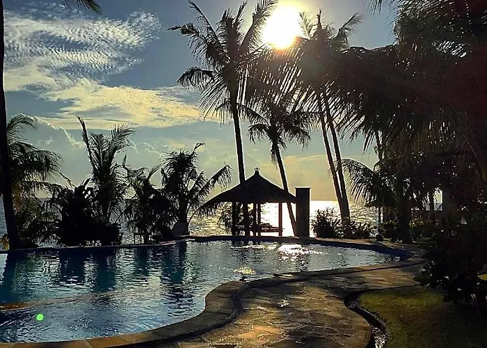 Relax Bali Beach Front Dive & Spa Resort