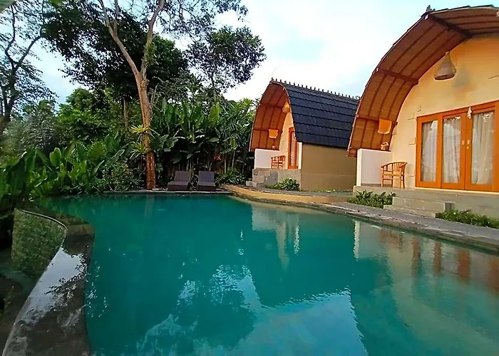 Uma Manyar Sunset Villa