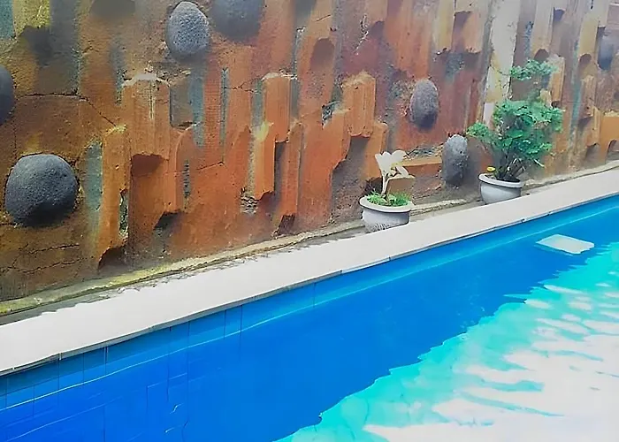 Taxa Raya Guest House