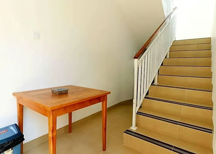Manu Guest House 2