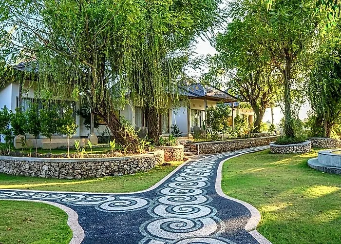Caspla Resort By Loccal Collection