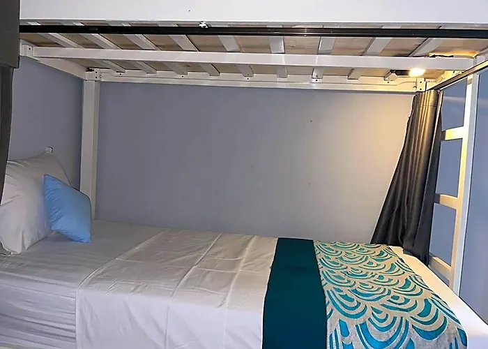 Blue Waves Hostel Amed