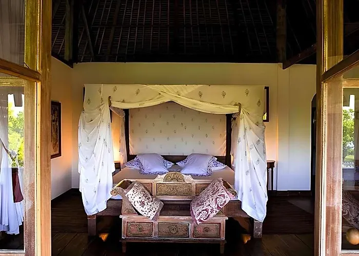 Puri Ganesha Villas