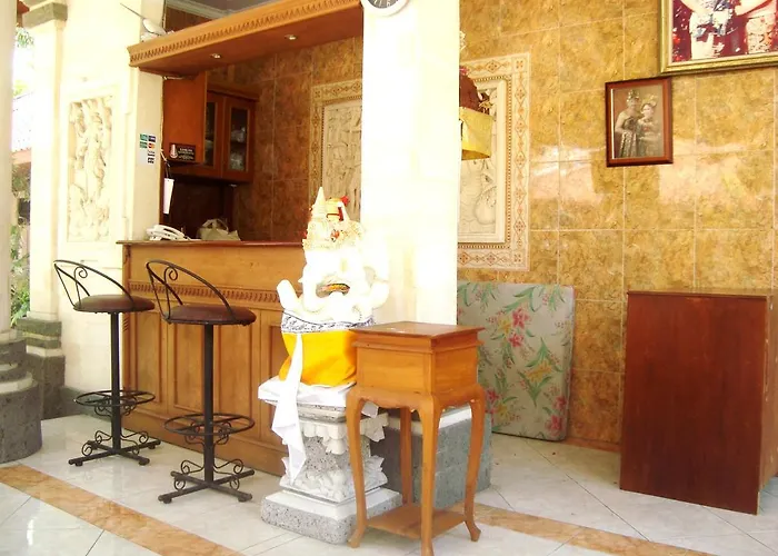 Pollok&Lemayeur Beach Front Hotel